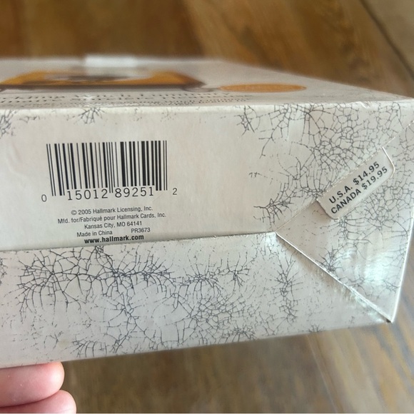 Vintage 2005 Hallmark Cackling Witch Luminary Halloween display with box motion - Picture 8 of 12